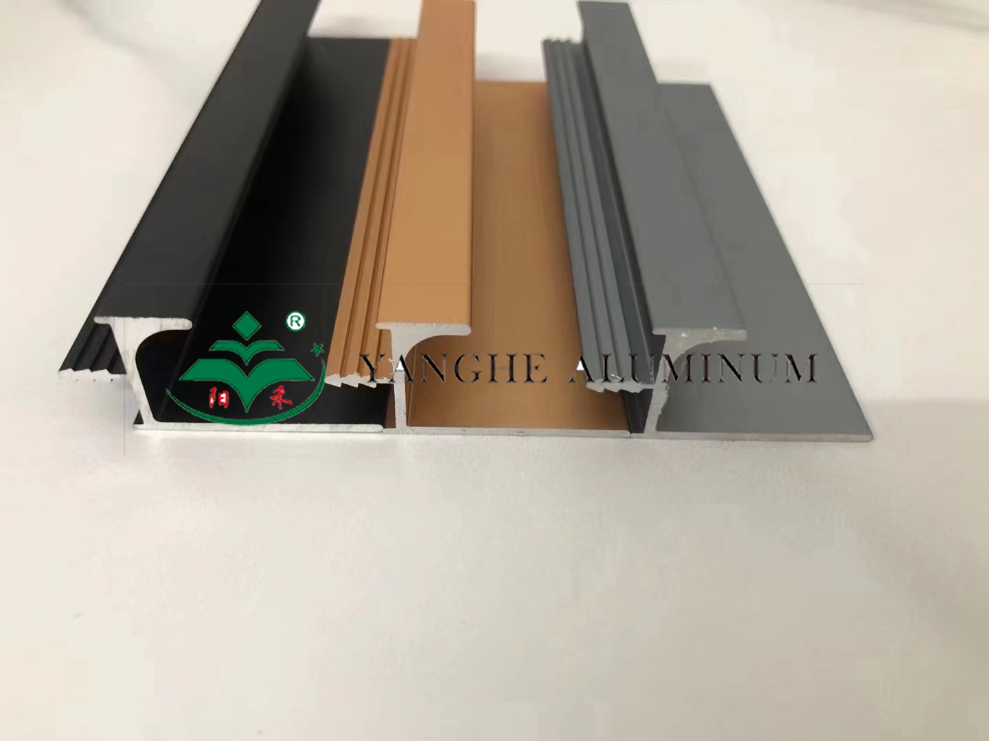 黑板鋁型材的應(yīng)用領(lǐng)域